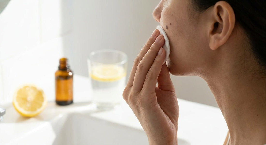 How to use lemon juice for dark spots without damaging skin