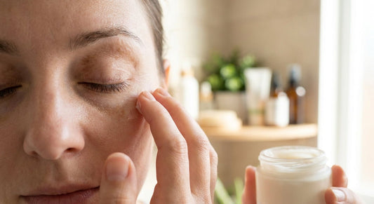 How to fade dark spots caused by eyelid dermatitis